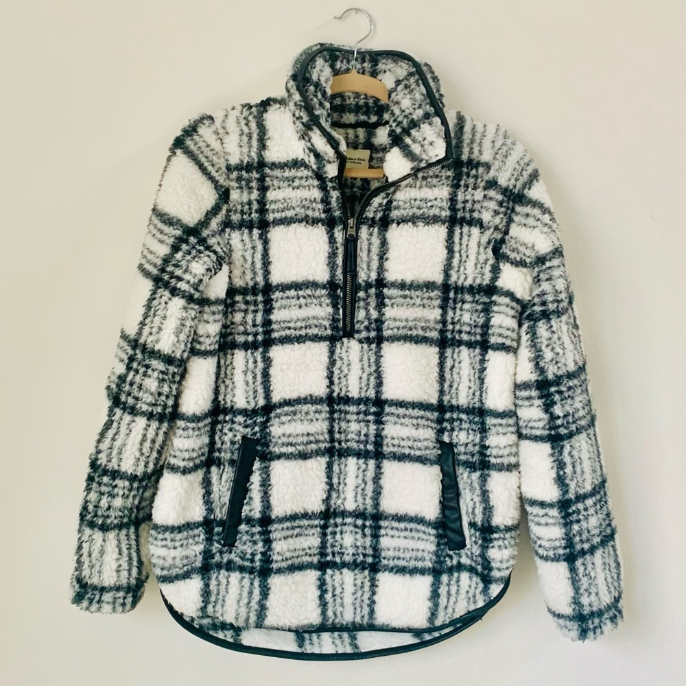 Abercrombie & Fitch Plaid Sherpa Pullover Half zip Sz small
